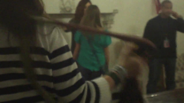 Demi Lovato Meet and Greet 11_19_youtube_original 3364