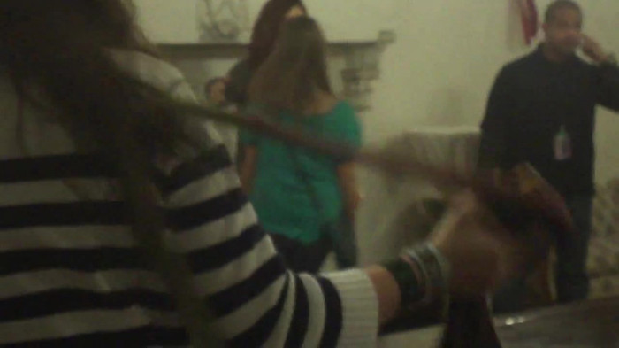 Demi Lovato Meet and Greet 11_19_youtube_original 3387