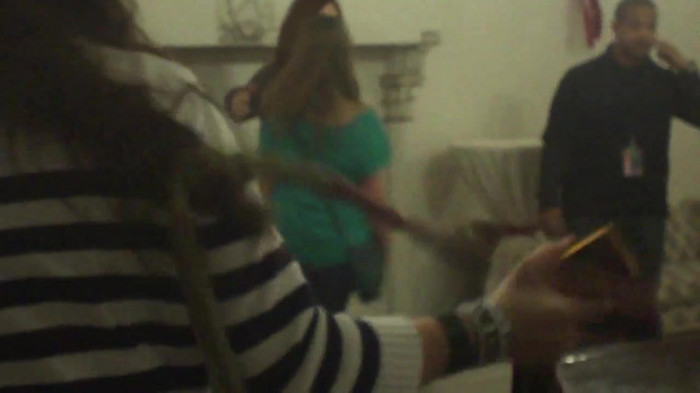 Demi Lovato Meet and Greet 11_19_youtube_original 3404