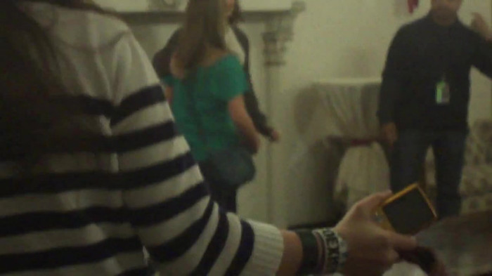Demi Lovato Meet and Greet 11_19_youtube_original 3454