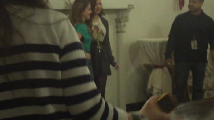 Demi Lovato Meet and Greet 11_19_youtube_original 3568