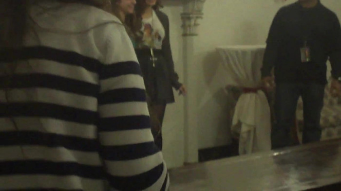 Demi Lovato Meet and Greet 11_19_youtube_original 3667