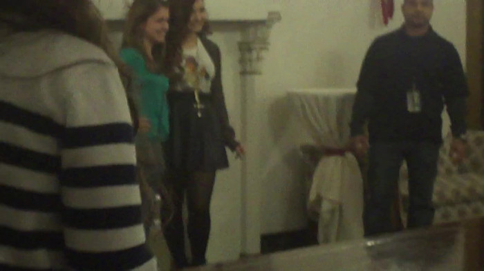 Demi Lovato Meet and Greet 11_19_youtube_original 3782