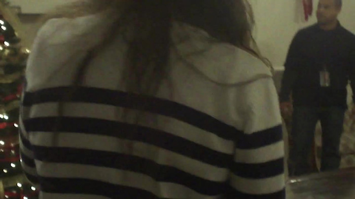 Demi Lovato Meet and Greet 11_19_youtube_original 4325