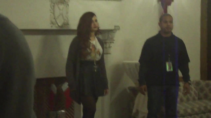 Demi Lovato Meet and Greet 11_19_youtube_original 6700