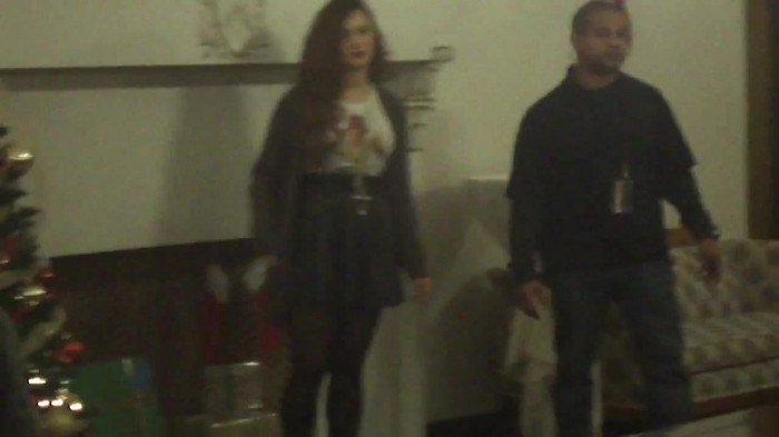 Demi Lovato Meet and Greet 11_19_youtube_original 5861