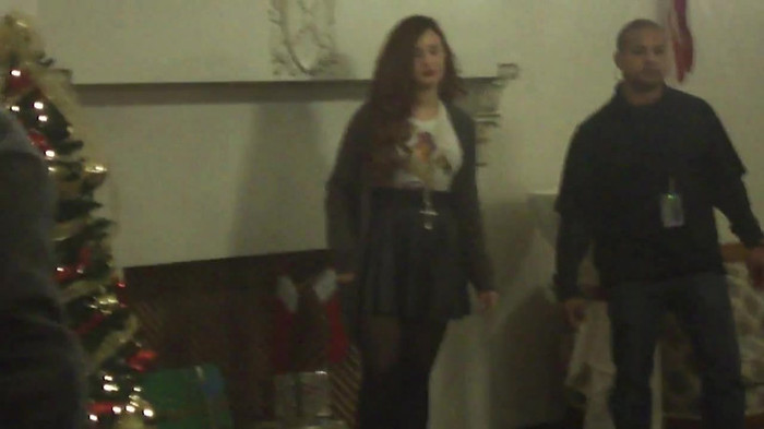 Demi Lovato Meet and Greet 11_19_youtube_original 5921