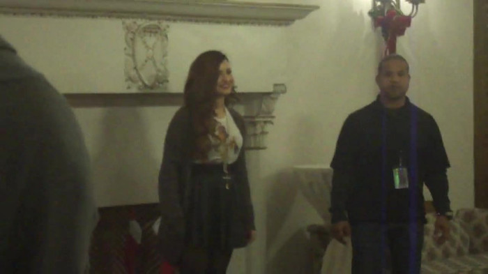 Demi Lovato Meet and Greet 11_19_youtube_original 6860