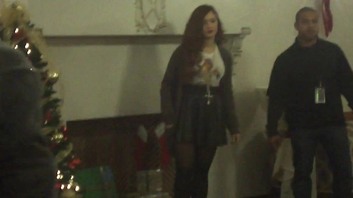 Demi Lovato Meet and Greet 11_19_youtube_original 5947 - Demilush - Meet and Greet 11 19 Part o12