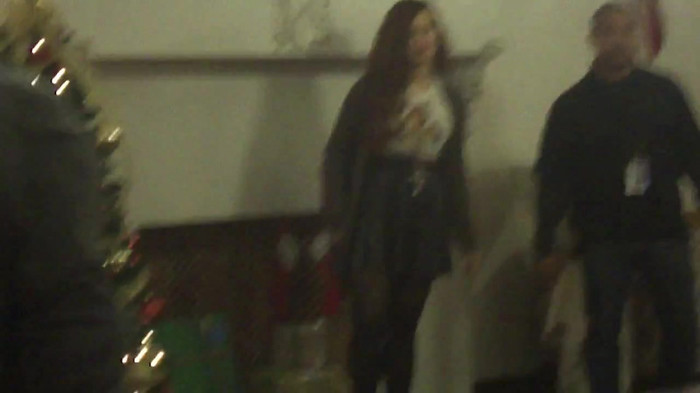 Demi Lovato Meet and Greet 11_19_youtube_original 5966 - Demilush - Meet and Greet 11 19 Part o12