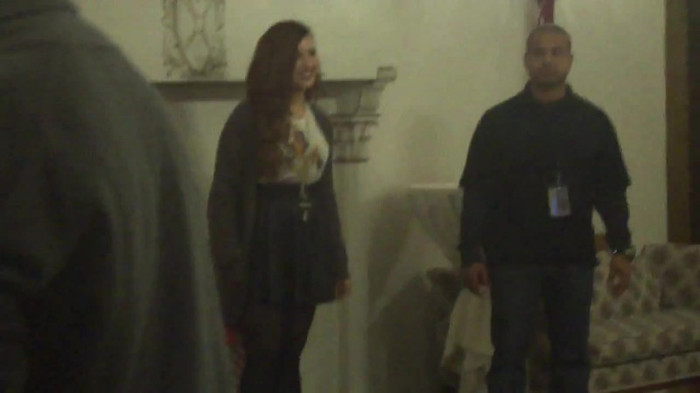 Demi Lovato Meet and Greet 11_19_youtube_original 7016