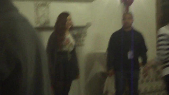 Demi Lovato Meet and Greet 11_19_youtube_original 7077