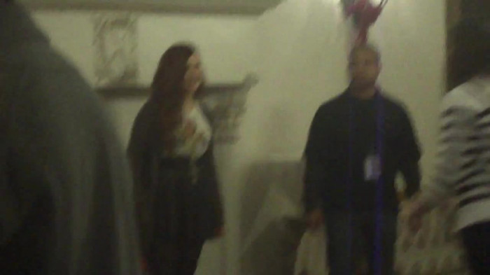 Demi Lovato Meet and Greet 11_19_youtube_original 7086