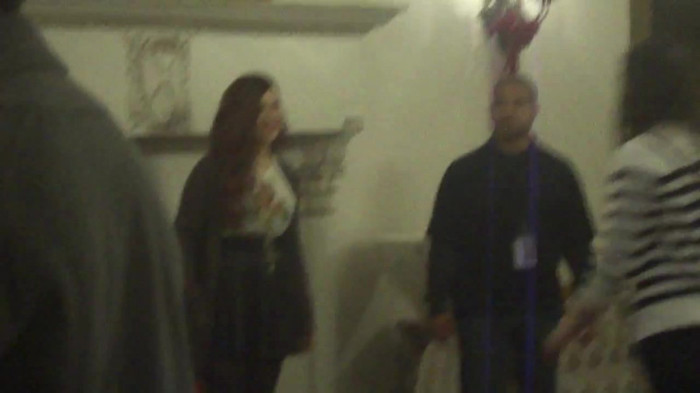 Demi Lovato Meet and Greet 11_19_youtube_original 7098