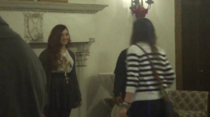 Demi Lovato Meet and Greet 11_19_youtube_original 7196