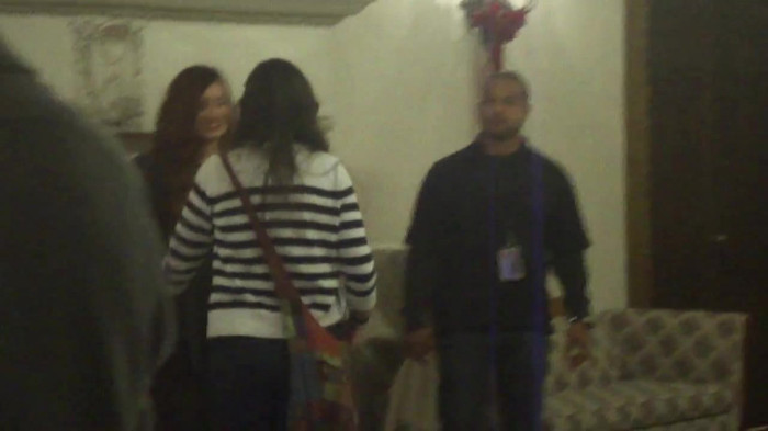 Demi Lovato Meet and Greet 11_19_youtube_original 7386