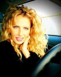 dtrdtrtr - Andreea Banica 2012
