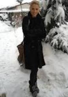 iyiyuo - Andreea Banica 2012