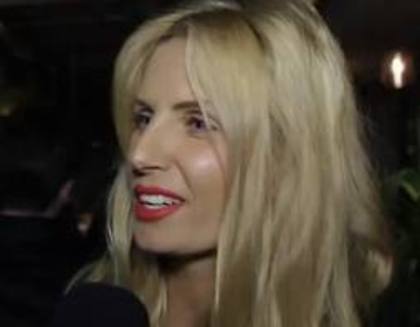 uiuooyioui - Andreea Banica 2012