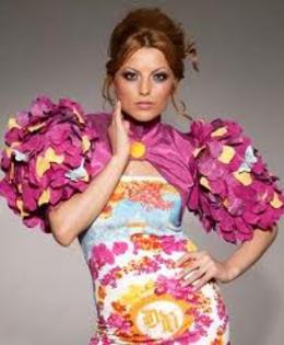 tyttytytyyu - Elena Gheorghe