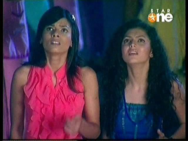 558654_224757804301417_166875243423007_357733_738679889_n - Drashti Dhami si Sunaina Gulia