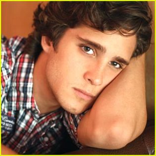 ღAlexღ - l - O Diego Boneta