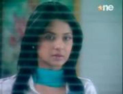 37053_229389257164506_531946101_a - jennifer winget 6