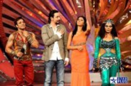 303410_229372410499524_69702025_a - jennifer winget 6