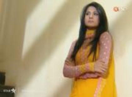 389725_229387377164694_706055801_a - jennifer winget 6