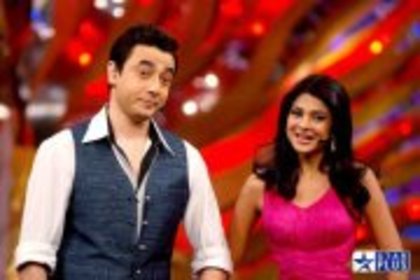 399078_229376273832471_810556280_a - jennifer winget 6