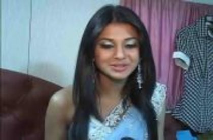 526150_229380400498725_1825781161_a - jennifer winget 6