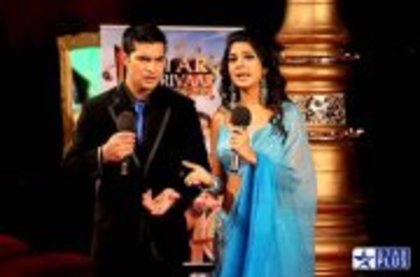 536485_229379887165443_159150587_a - jennifer winget 6