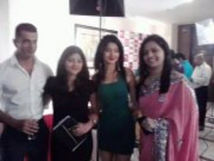 542107_238412409595524_660430450_a - jennifer winget 6