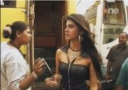 544785_229373247166107_908800674_a - jennifer winget 6