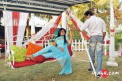 546633_229386953831403_1952439663_a - jennifer winget 6