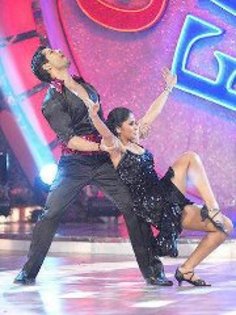 550906_229376150499150_1232166246_a - jennifer winget 6