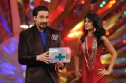 579388_229375477165884_1245500505_a - jennifer winget 6