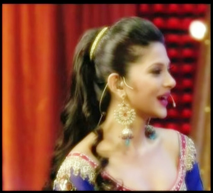  - x-Jennifer Winget 2-x