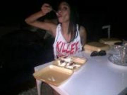 579793_10150810254412433_2069271041_a - d-america