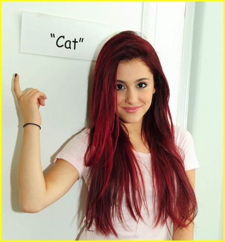 ♥ Ariana Grande ♥