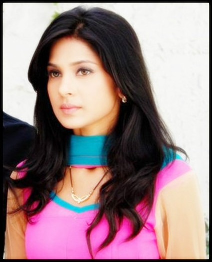  - x-Jennifer Winget 2-x