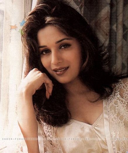  - 0 Madhuri Dixit
