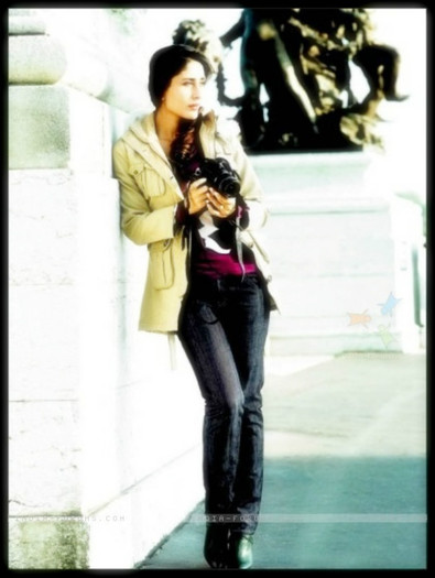  - x-Kareena Kapoor-x