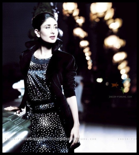  - x-Kareena Kapoor-x