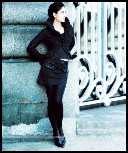  - x-Kareena Kapoor-x