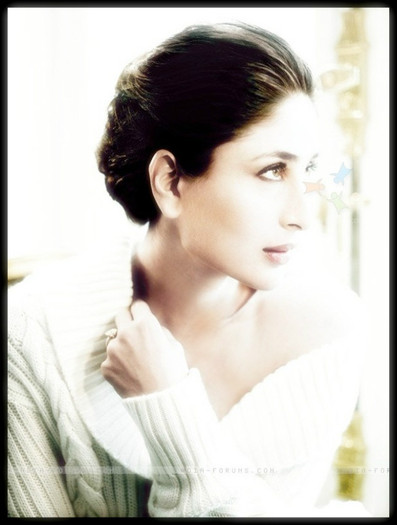  - x-Kareena Kapoor-x