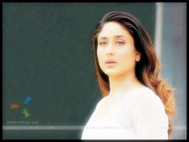  - x-Kareena Kapoor-x