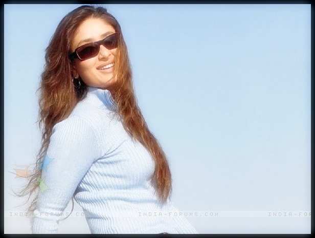  - x-Kareena Kapoor-x