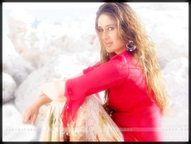  - x-Kareena Kapoor-x