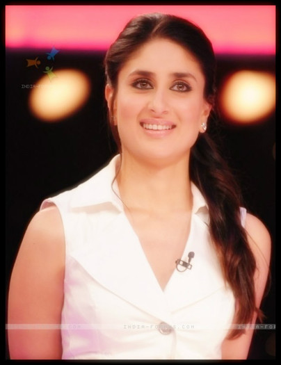  - x-Kareena Kapoor-x
